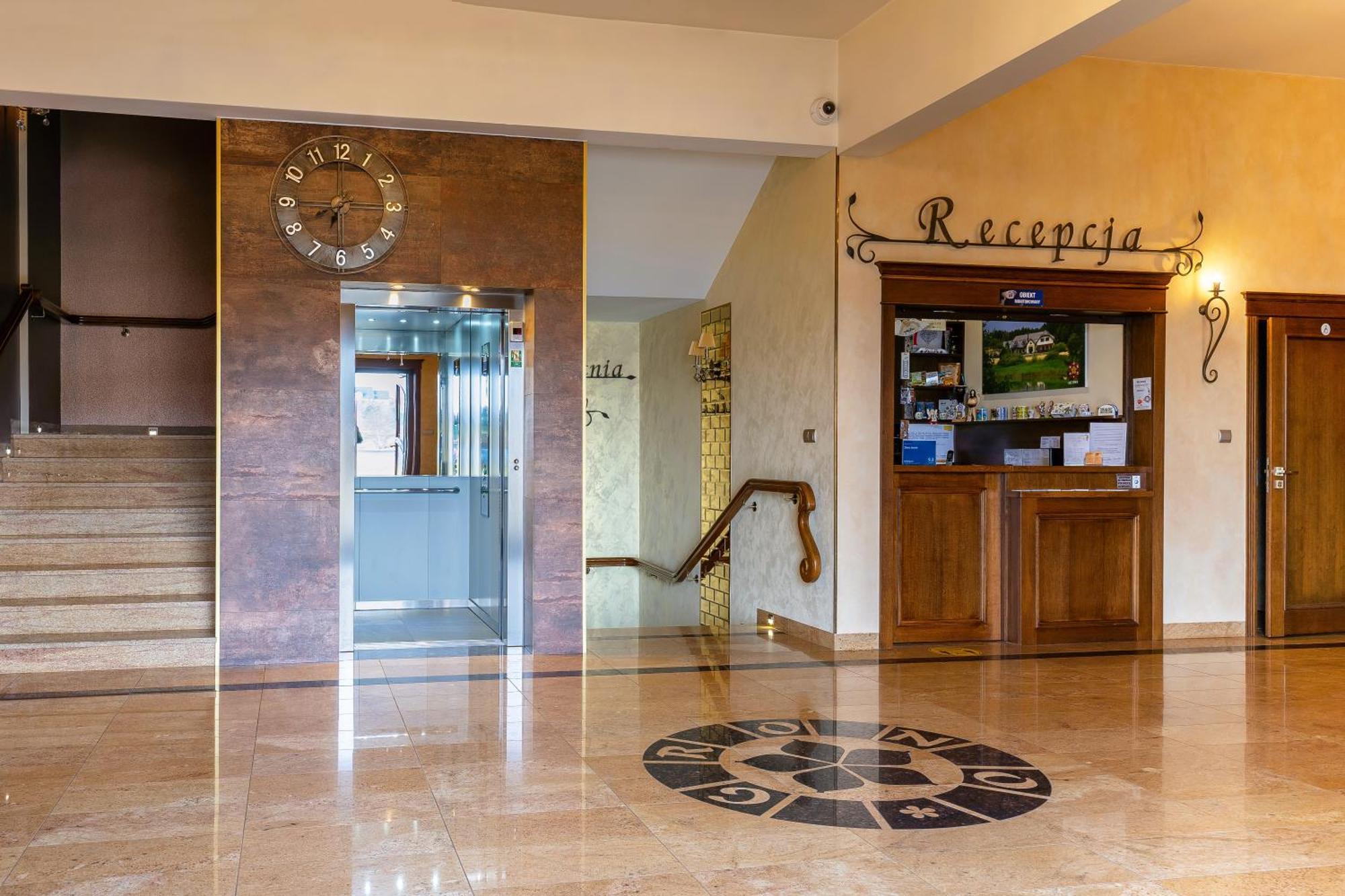 Zlota Jesien Restauracja I Noclegi Nad Jeziorem Kartuzy Exterior photo